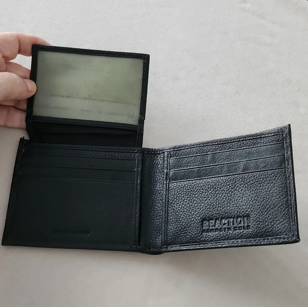 ❤️ 3 For 15 Kenneth Cole Reaction Black Leather Wallet